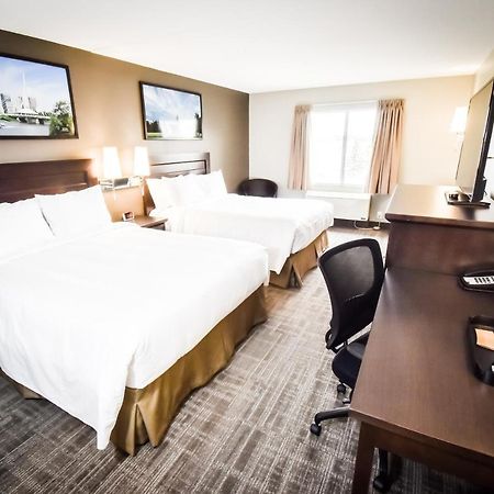 Canad Inns Destination Centre Club Regent Casino Hotel Winnipeg Bagian luar foto