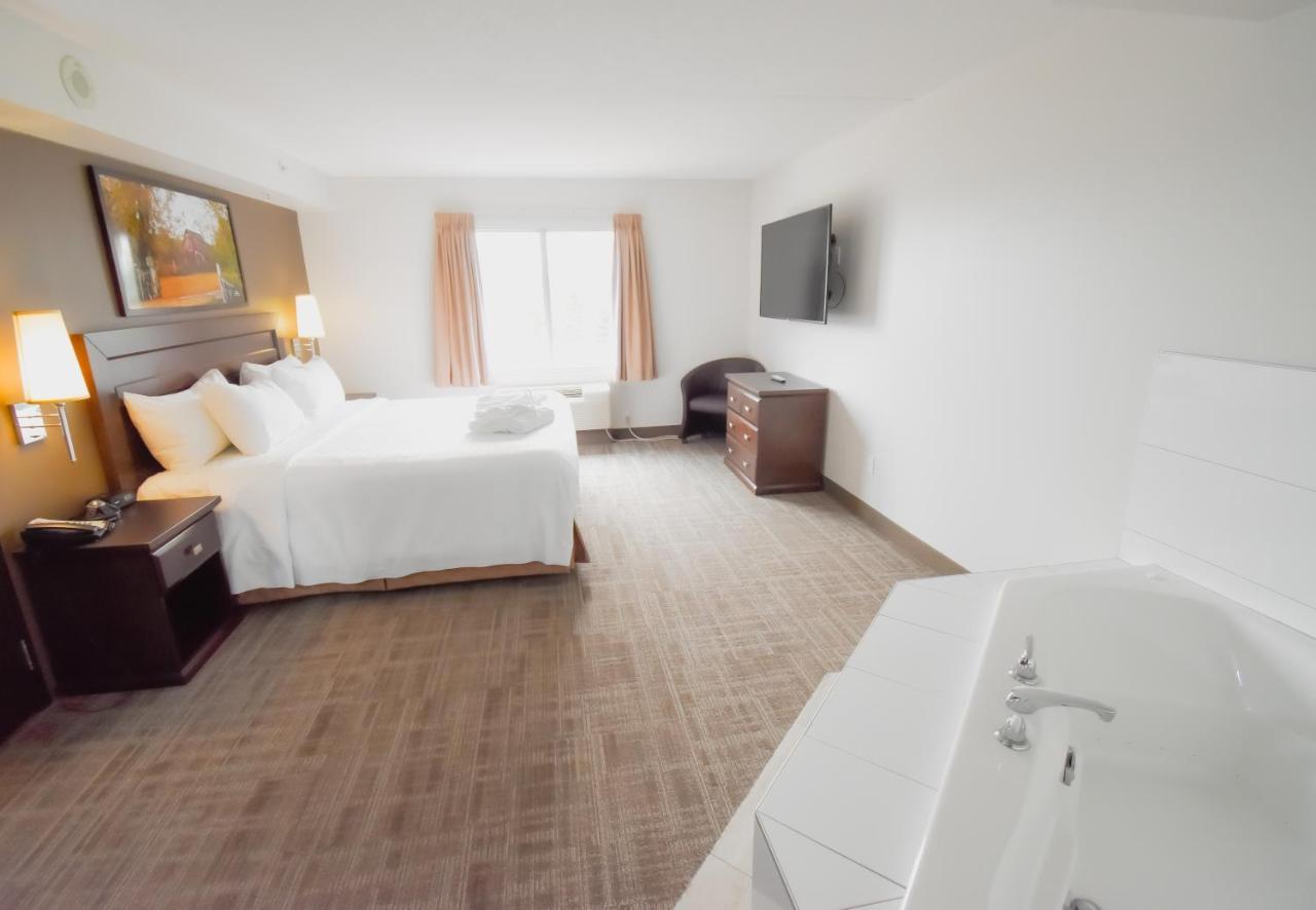 Canad Inns Destination Centre Club Regent Casino Hotel Winnipeg Bagian luar foto