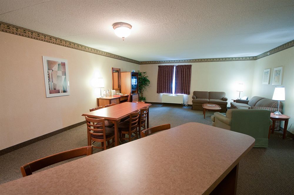 Canad Inns Destination Centre Club Regent Casino Hotel Winnipeg Bagian luar foto